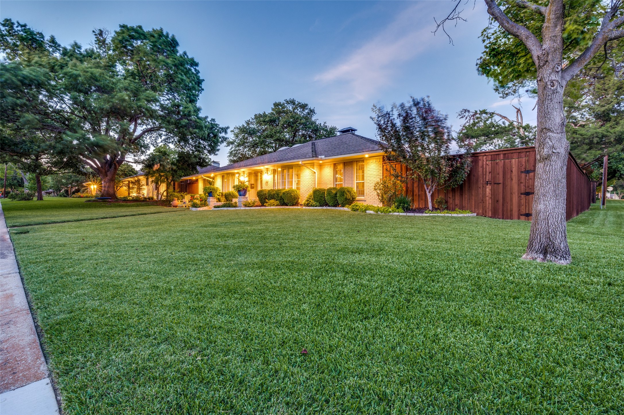 12106 Landlock Drive Dallas TX 75218