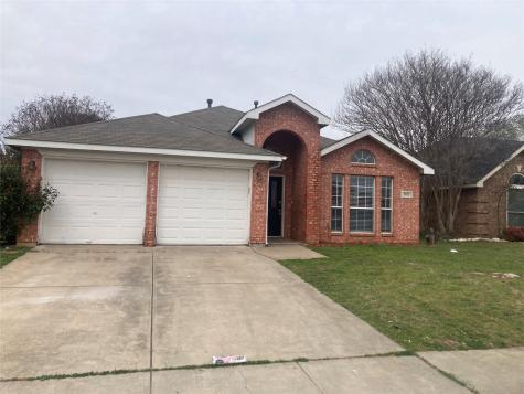 9013 San Joaquin Trail Fort Worth TX 76118