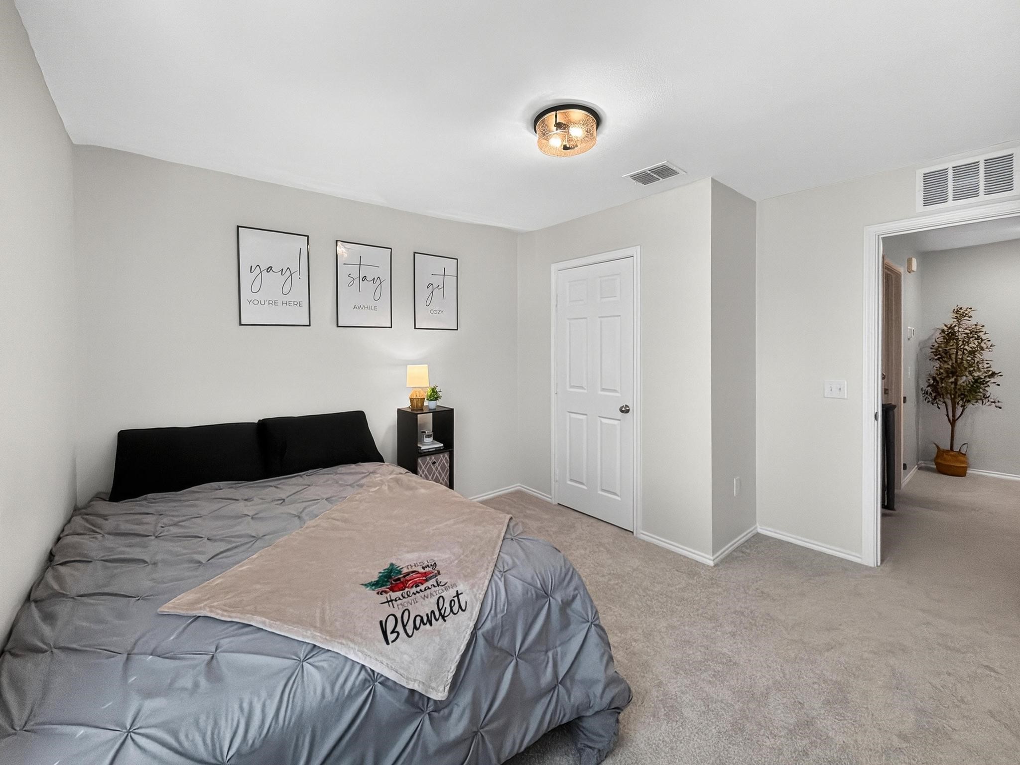 412 Glenwick Lane Van Alstyne TX 75495