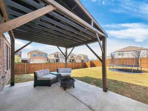 412 Glenwick Lane Van Alstyne TX 75495