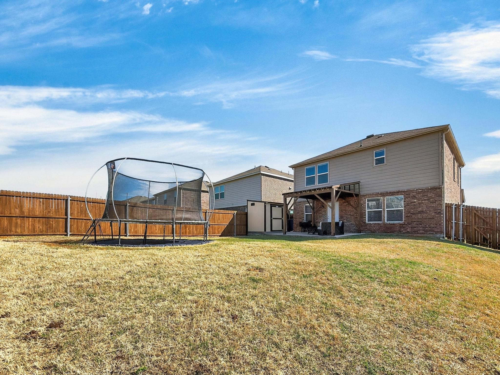 412 Glenwick Lane Van Alstyne TX 75495