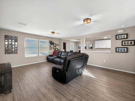 412 Glenwick Lane Van Alstyne TX 75495