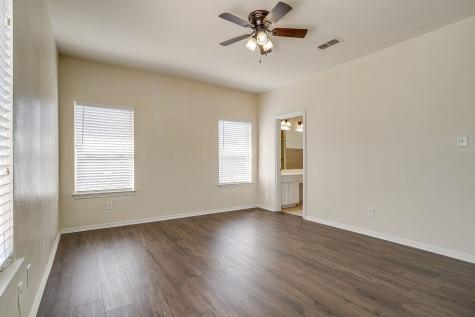 5711 Homestead Road Arlington TX 76017