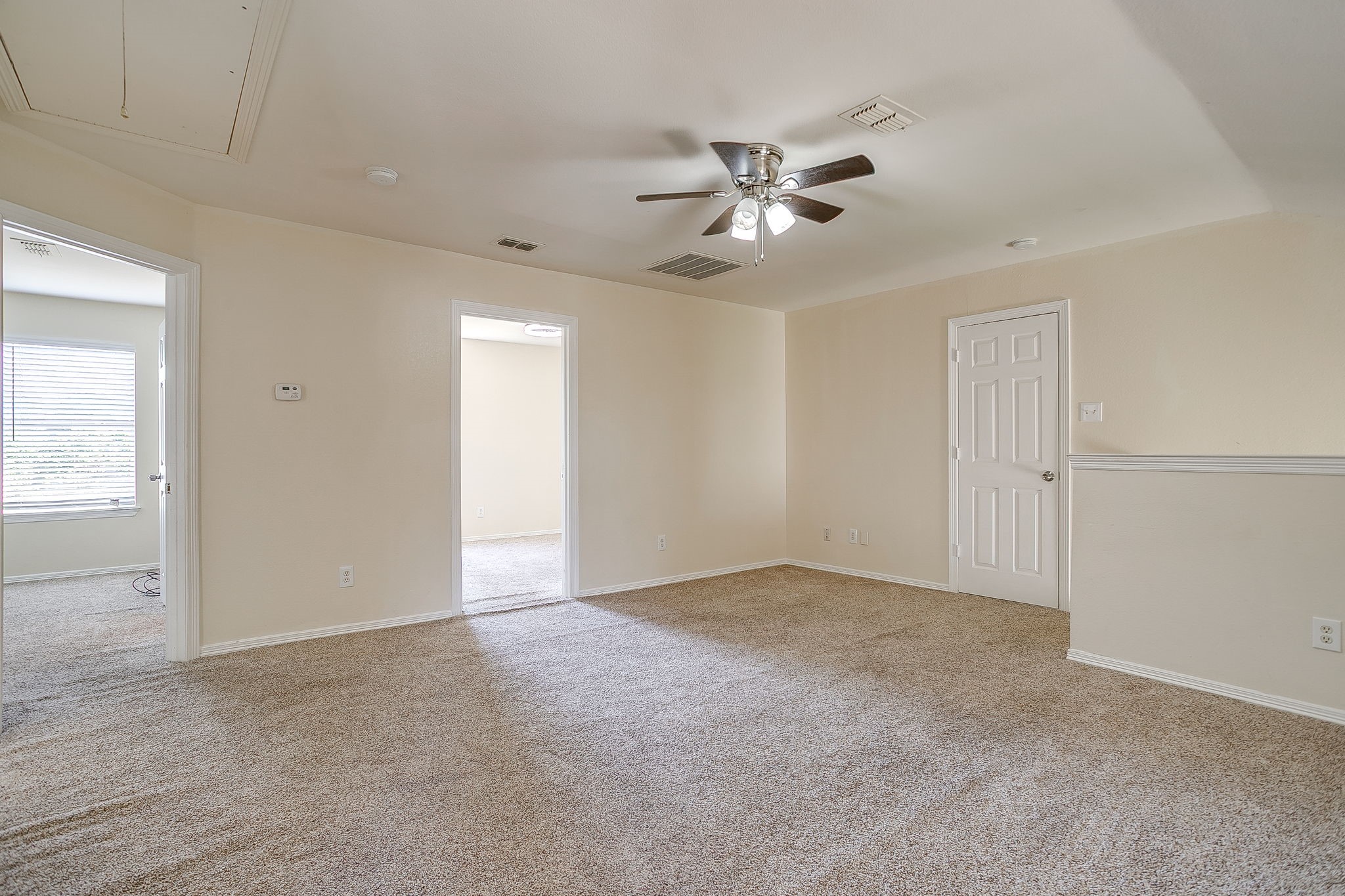 5711 Homestead Road Arlington TX 76017
