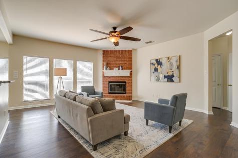 5711 Homestead Road Arlington TX 76017