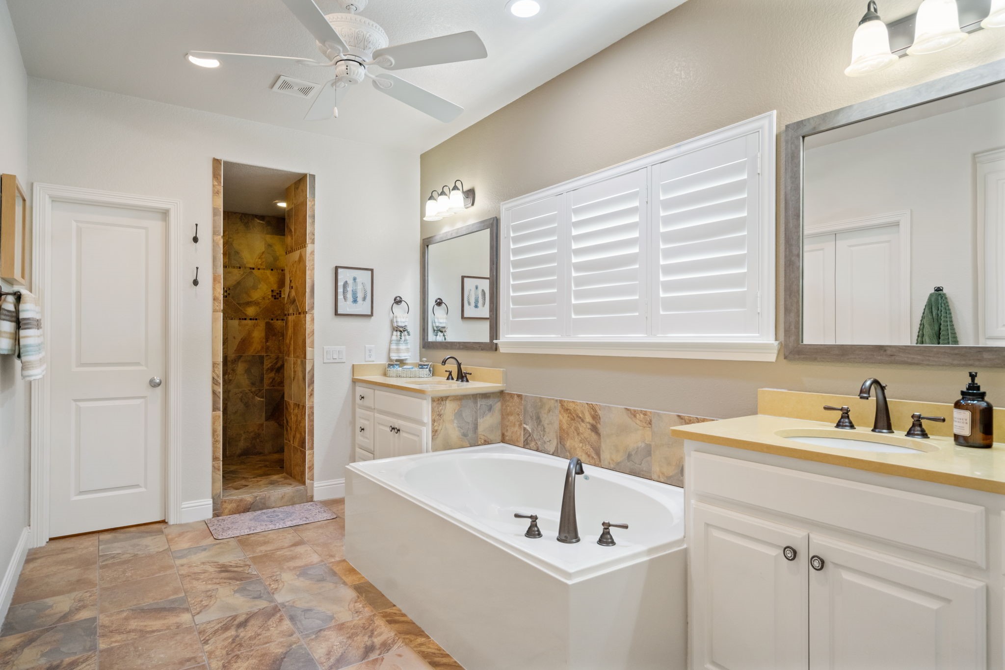 2324 Grassmere Lane Mckinney TX 75071