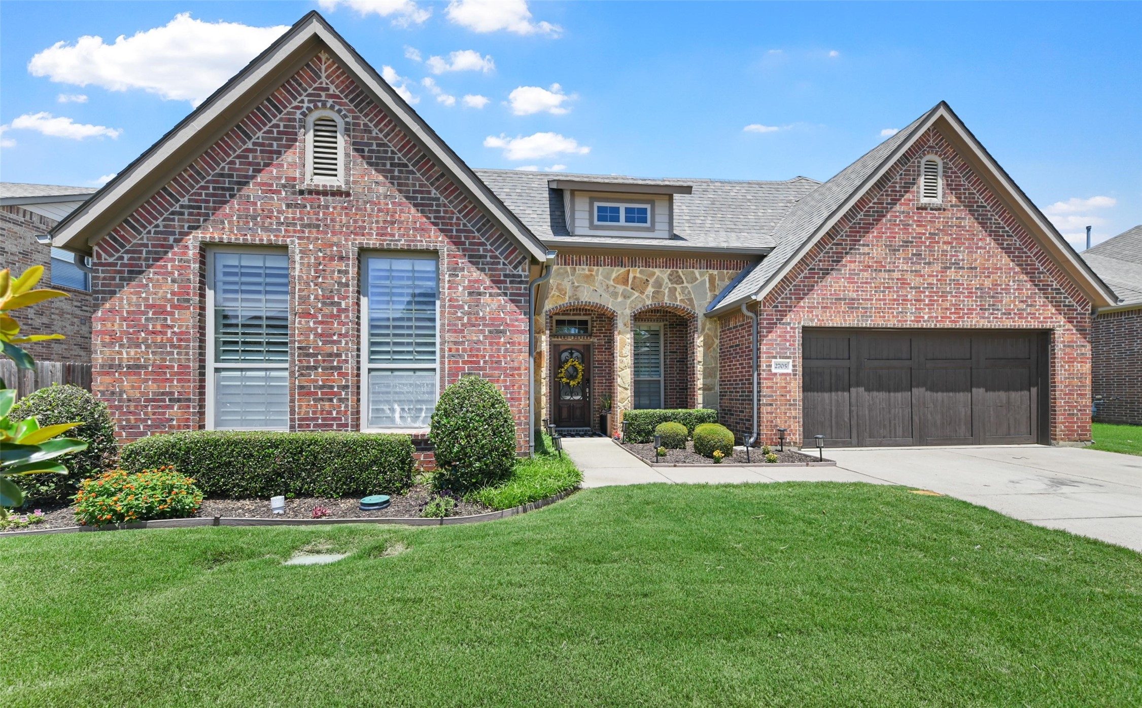 2705 Stonebriar Court Arlington TX 76001