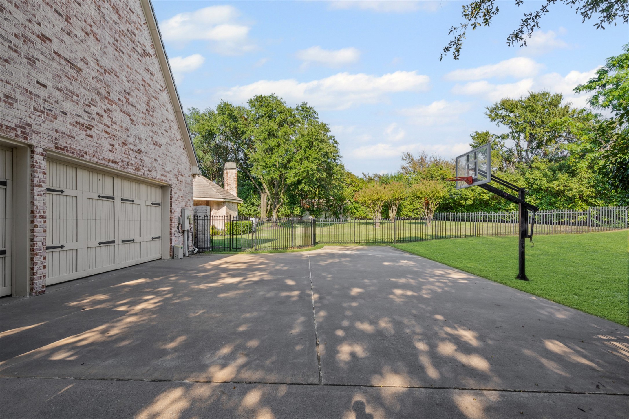 6002 Yorkville Court Dallas TX 75248