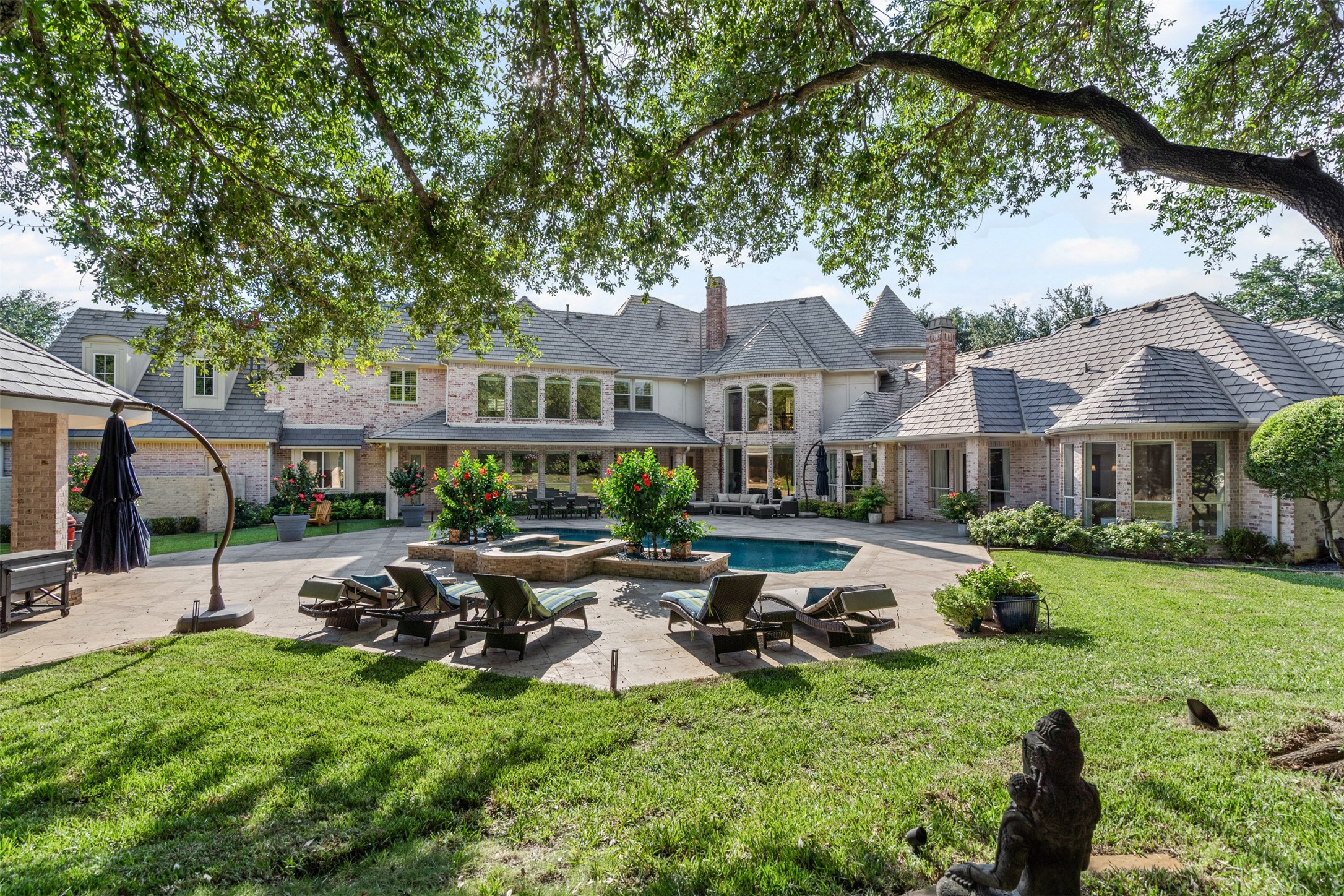 6002 Yorkville Court Dallas TX 75248