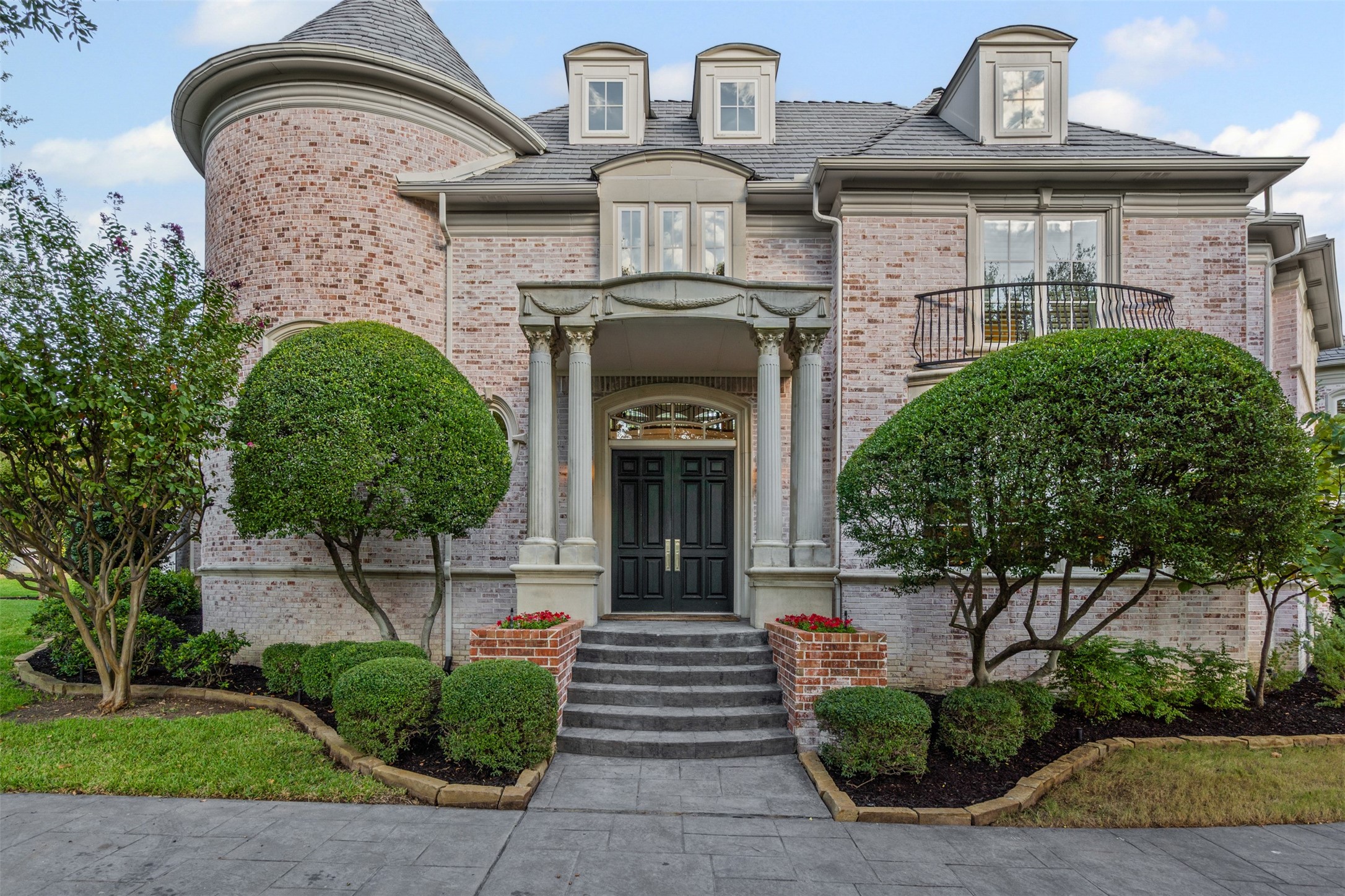 6002 Yorkville Court Dallas TX 75248