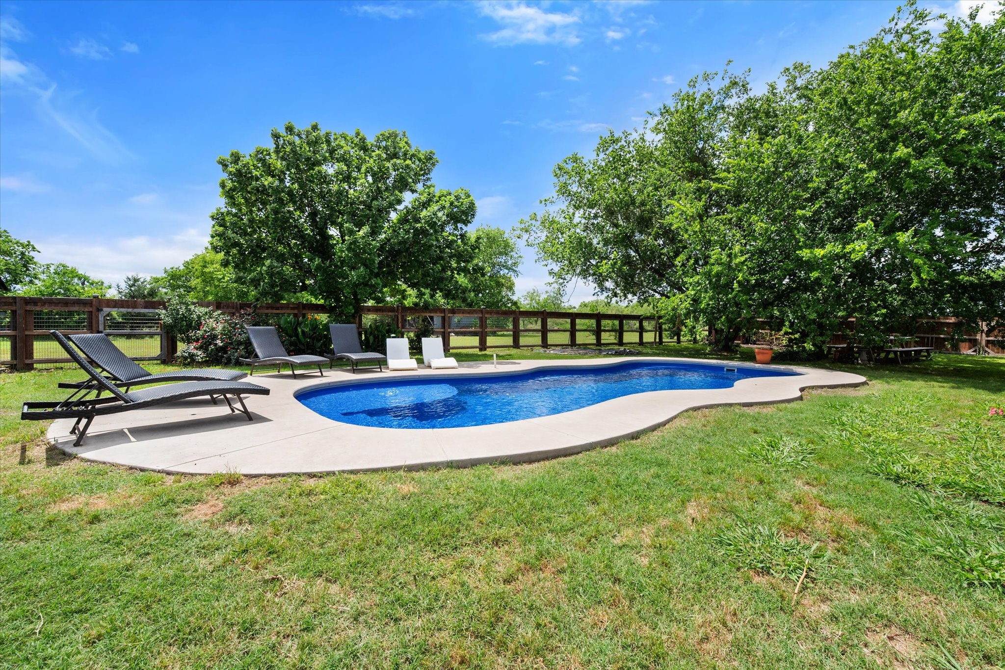 6617 NW Cr 1120 Corsicana TX 75110