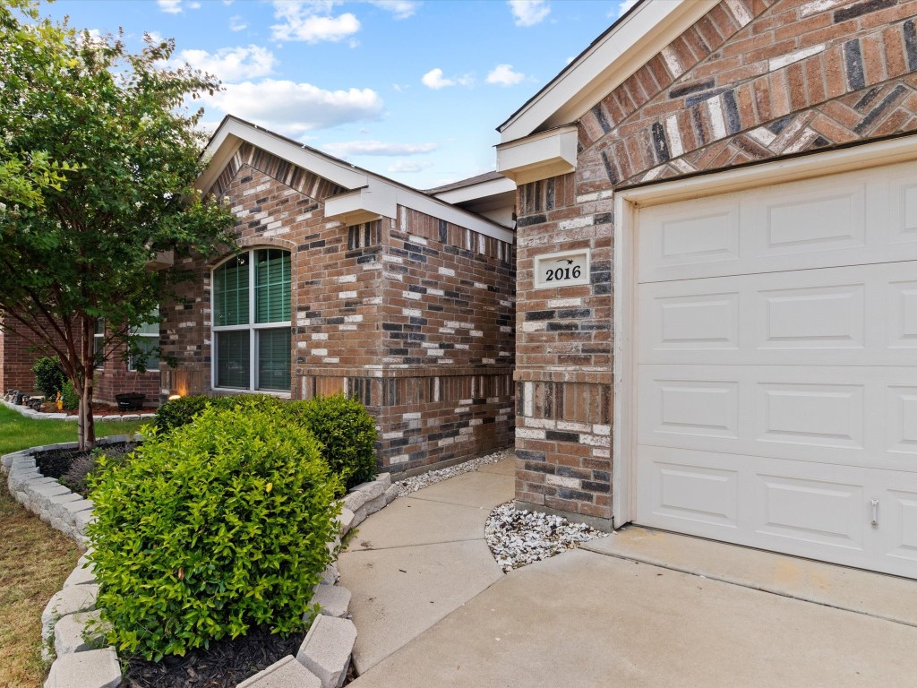 2016 Cattle Creek Road Fort Worth TX 76134