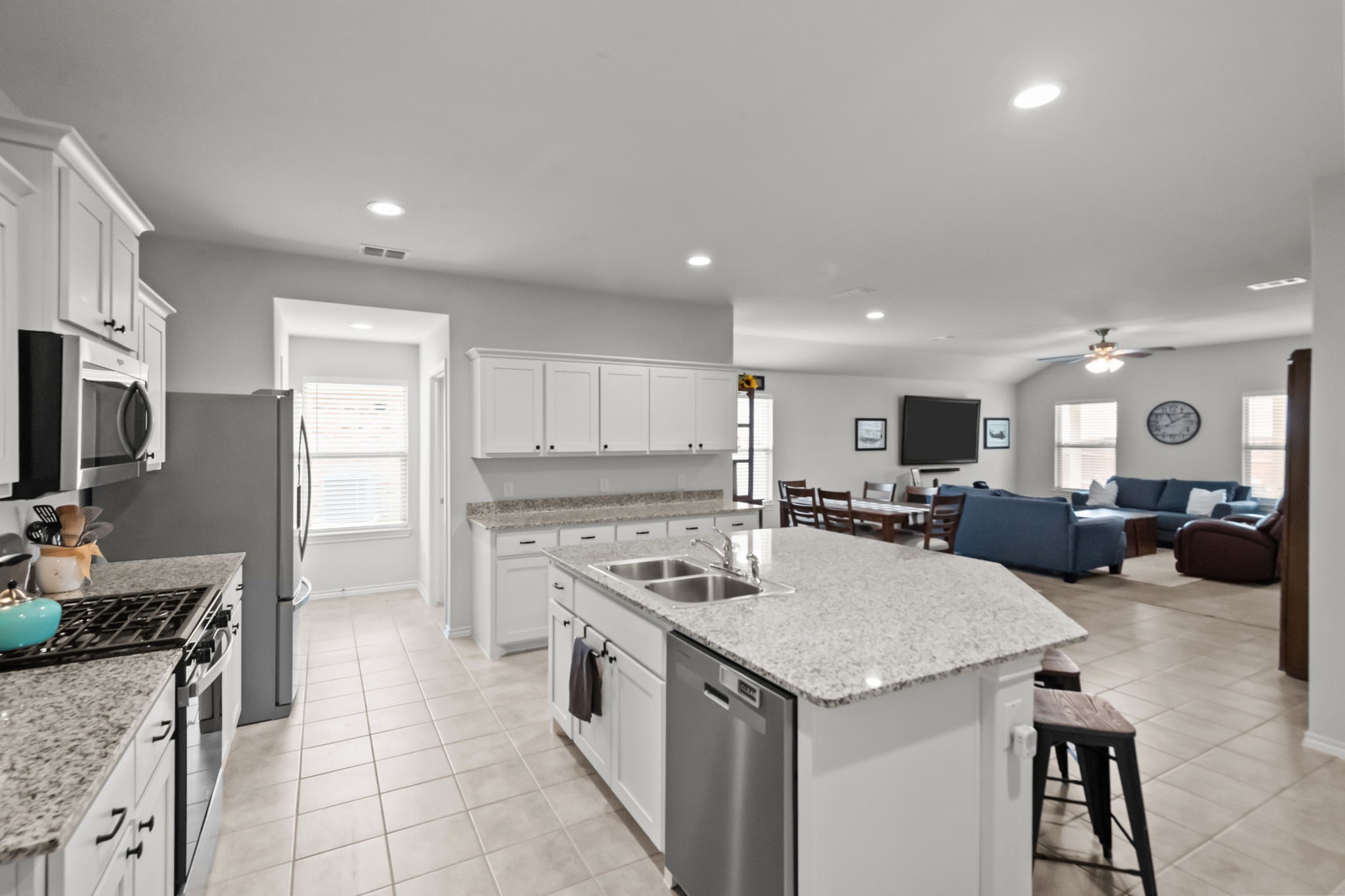 729 Emmons Creek Street Justin TX 76247