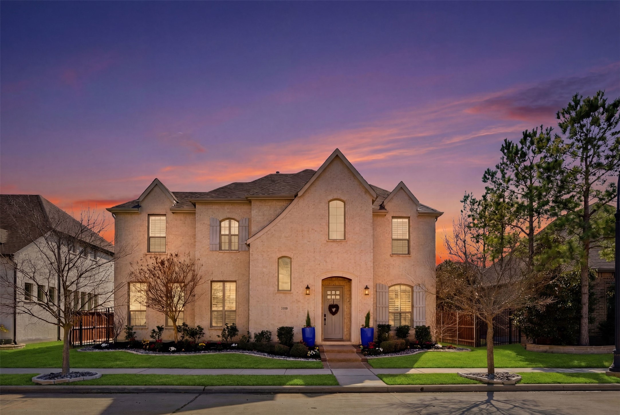 1910 Green Jasper Place Arlington TX 76005