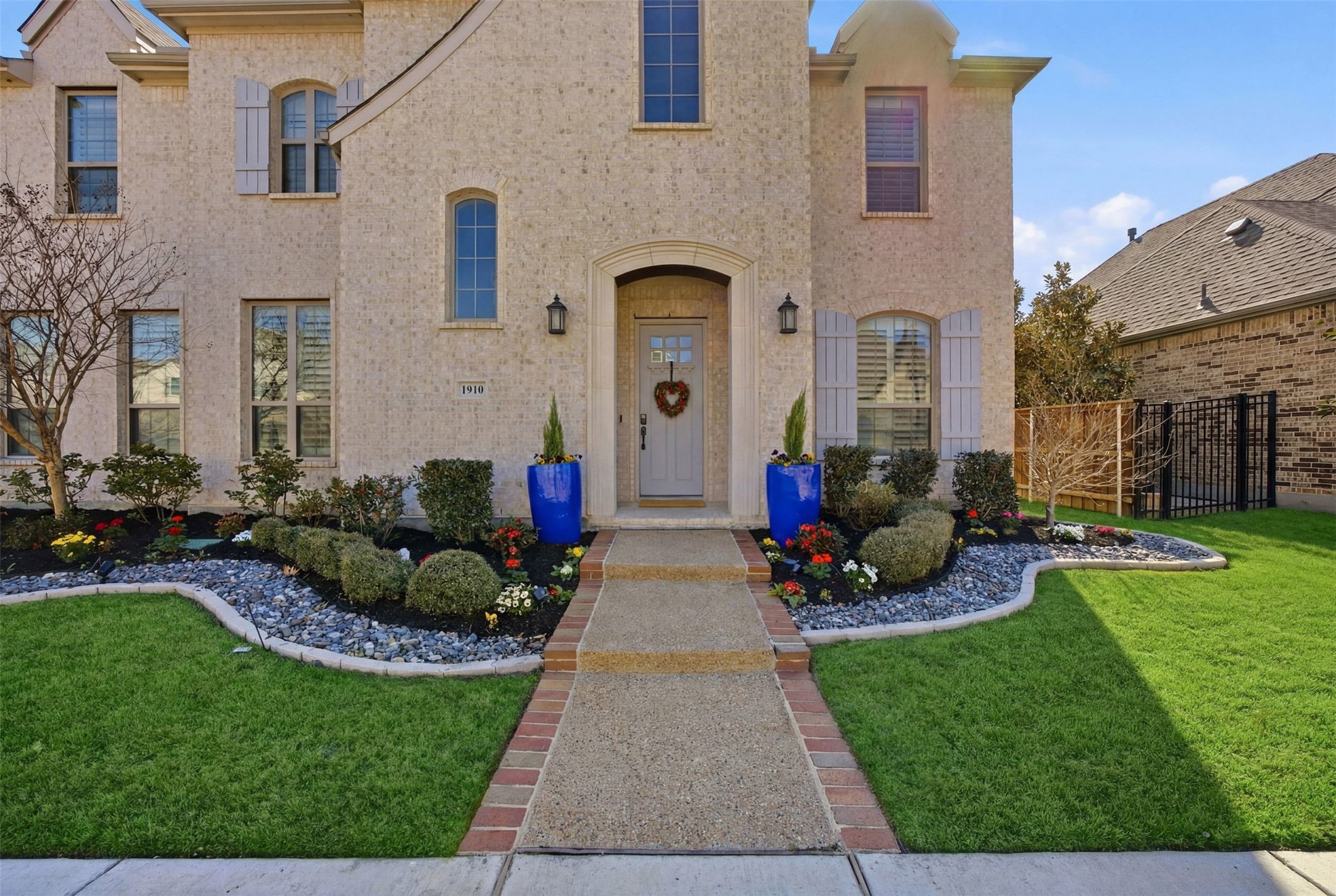 1910 Green Jasper Place Arlington TX 76005