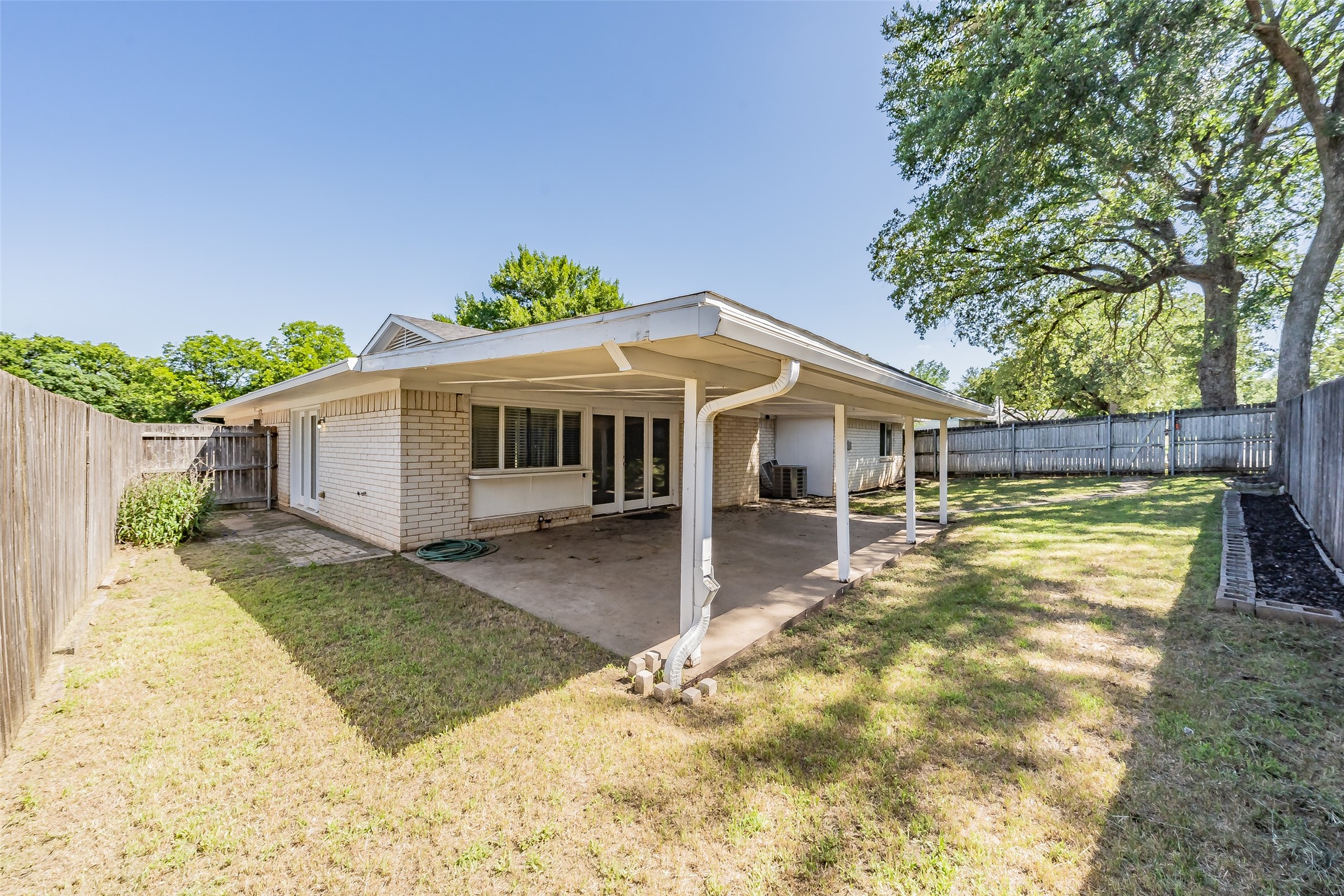 1301 Cedar Ridge Terrace Euless TX 76039