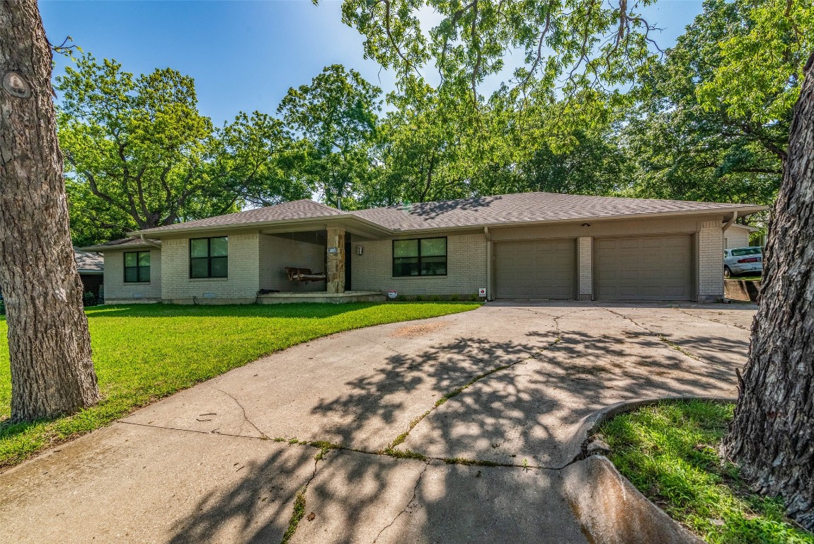 105 Broadway Street Whitesboro TX 76273