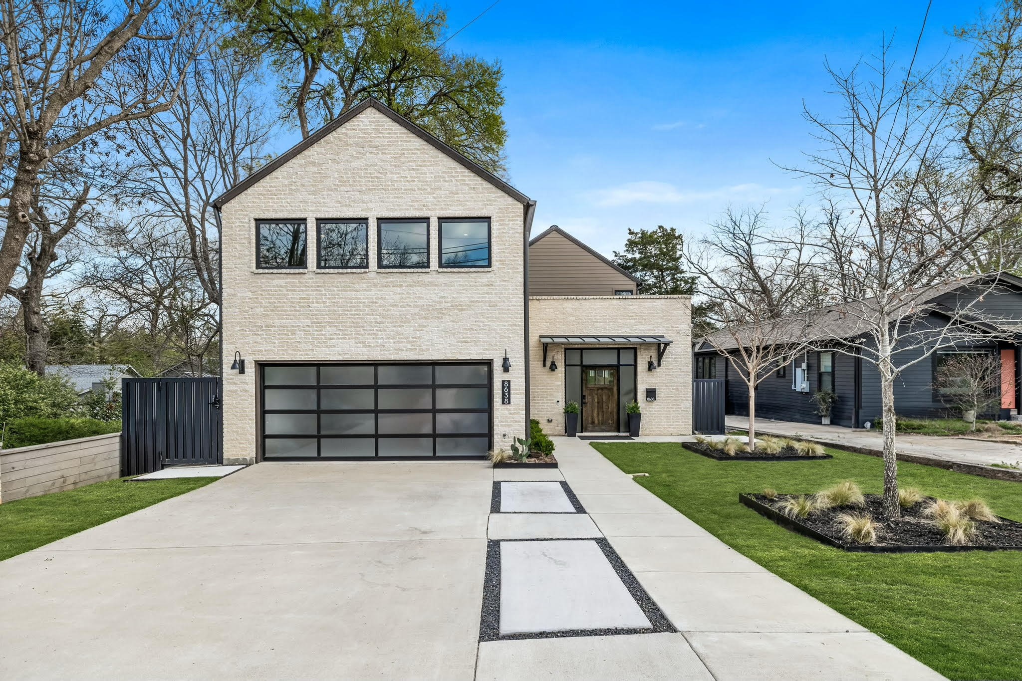 8638 San Benito Way Dallas TX 75218