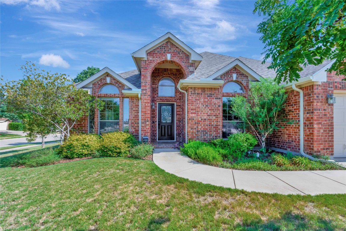 2001 Devinstone Court Fort Worth TX 76177