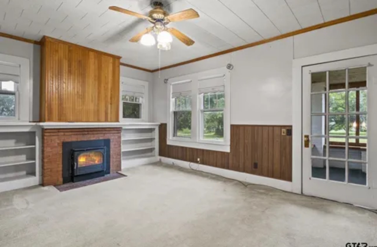 304 Daingerfield Street Naples TX 75568
