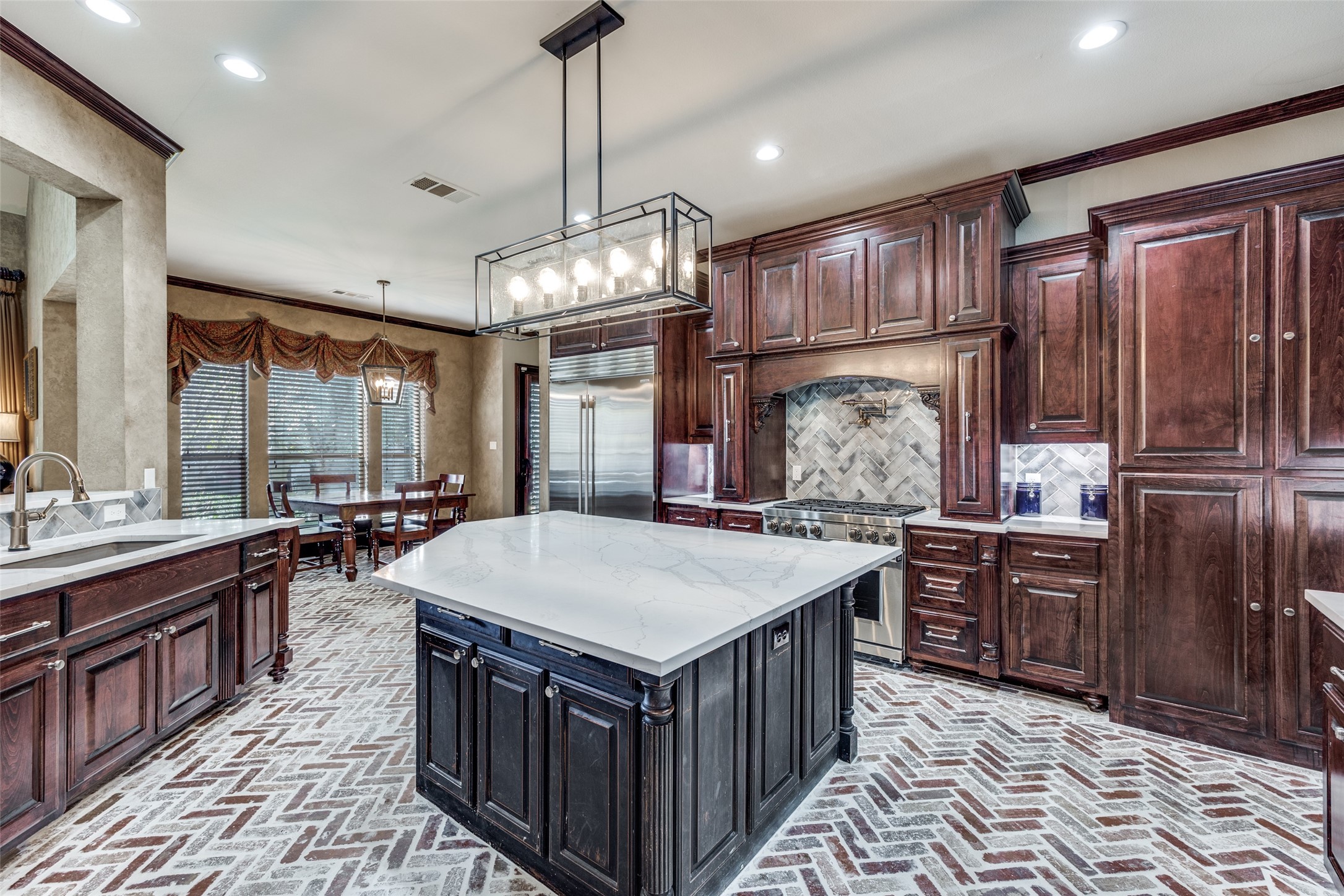 6428 Lavendale Avenue Dallas TX 75230