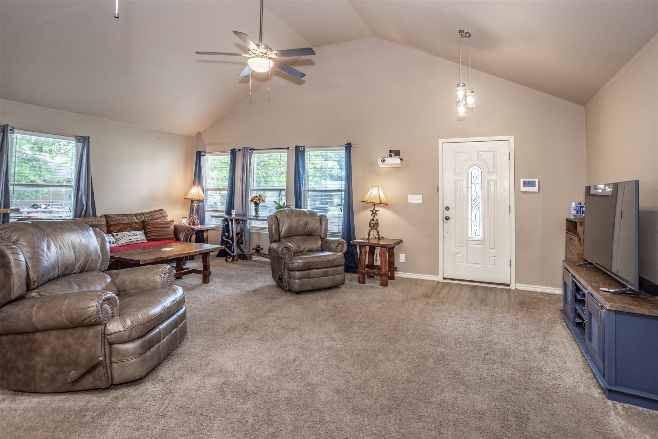 406 W Elm Street Collinsville TX 76233