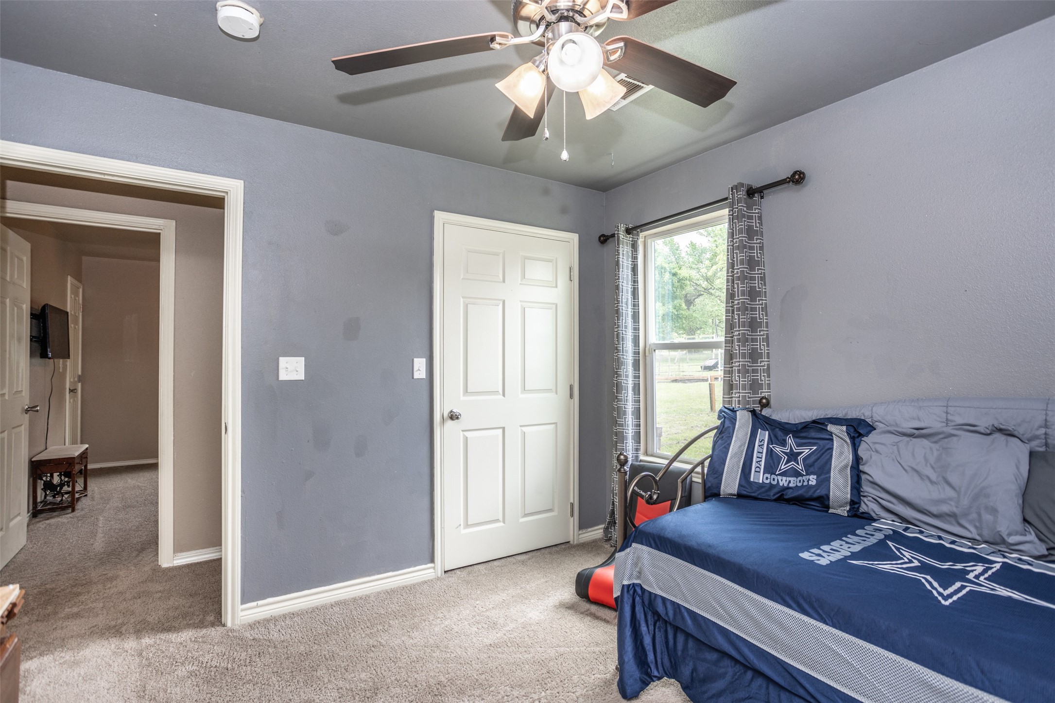 406 W Elm Street Collinsville TX 76233