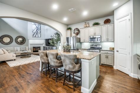 1012 Ivy Charm Way Arlington TX 76005