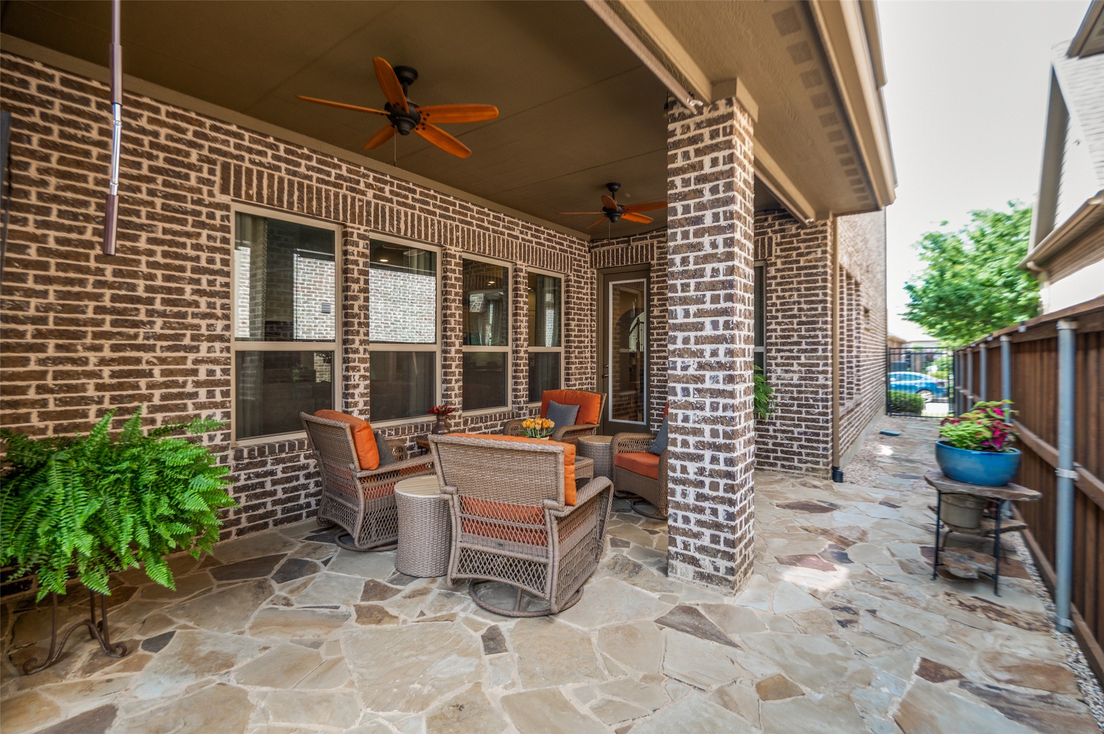 1012 Ivy Charm Way Arlington TX 76005