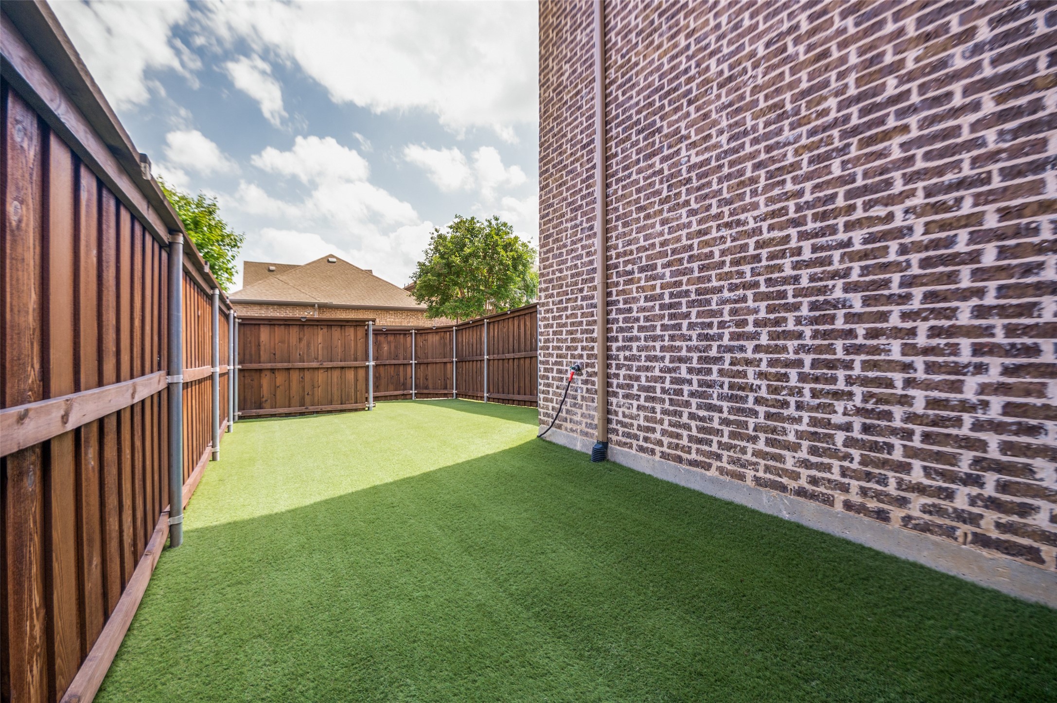 1012 Ivy Charm Way Arlington TX 76005