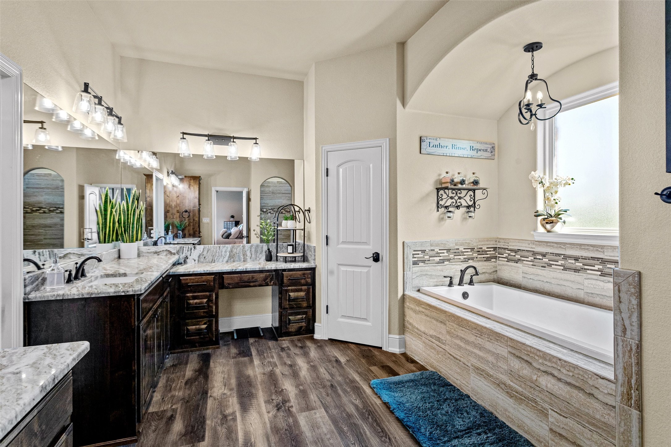 1064 Eagles Bluff Drive Weatherford TX 76087