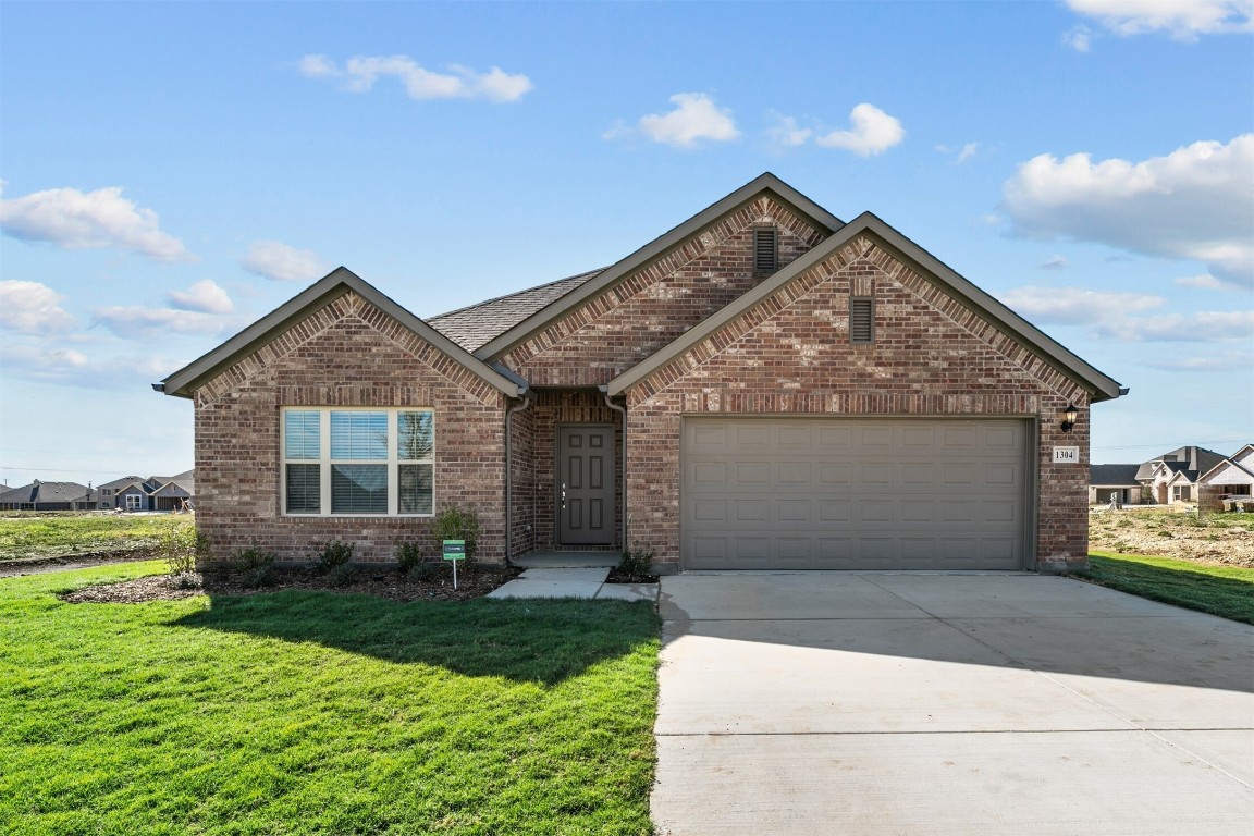 1304 Elk Ridge Drive Crowley TX 76036
