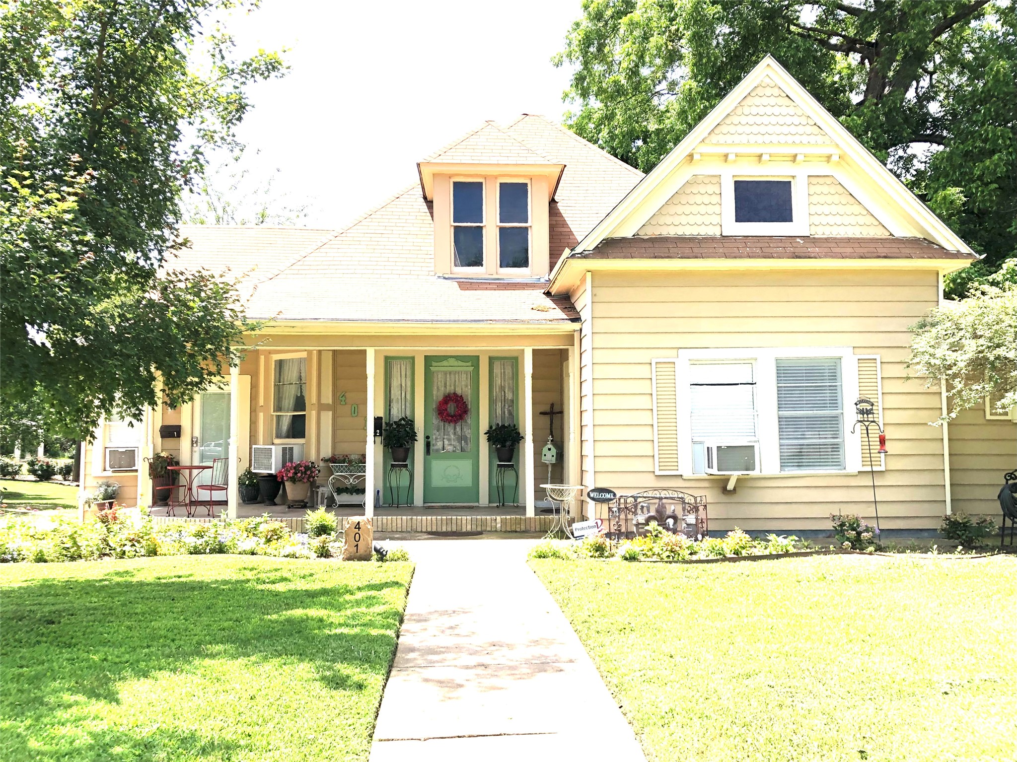 401 Sam Rayburn Drive Bonham TX 75418