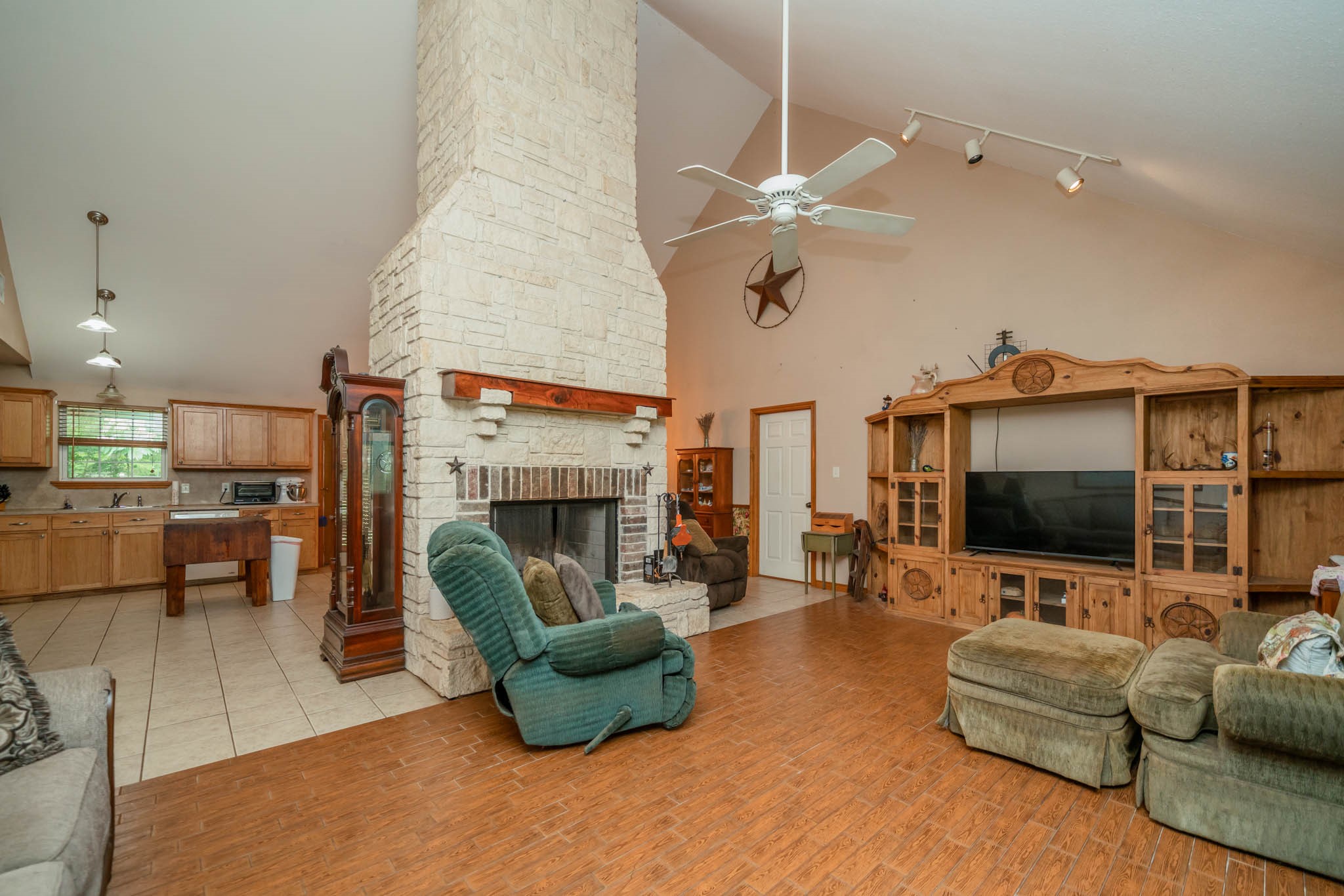 14266 Timberidge Lane Winona TX 75792