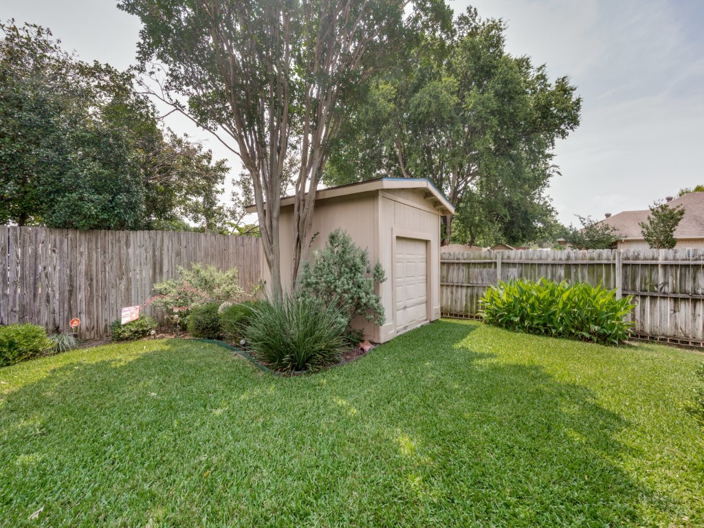 149 Roberts Drive Saginaw TX 76179