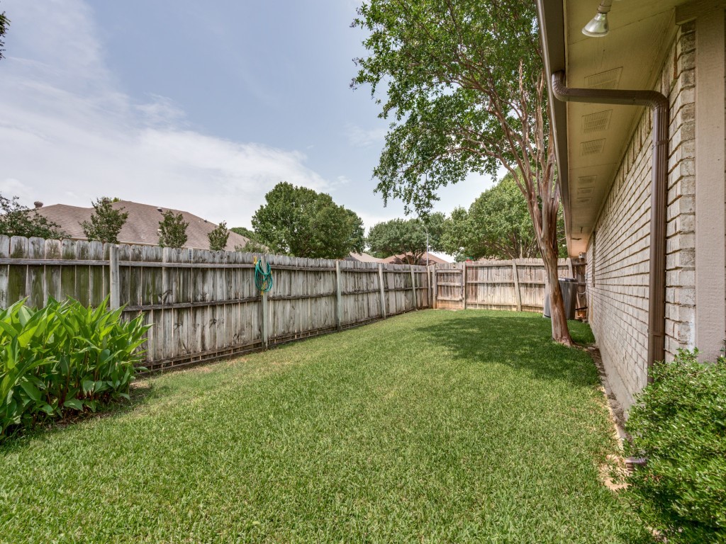 149 Roberts Drive Saginaw TX 76179