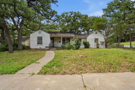 2900 Hunter Street Fort Worth TX 76112