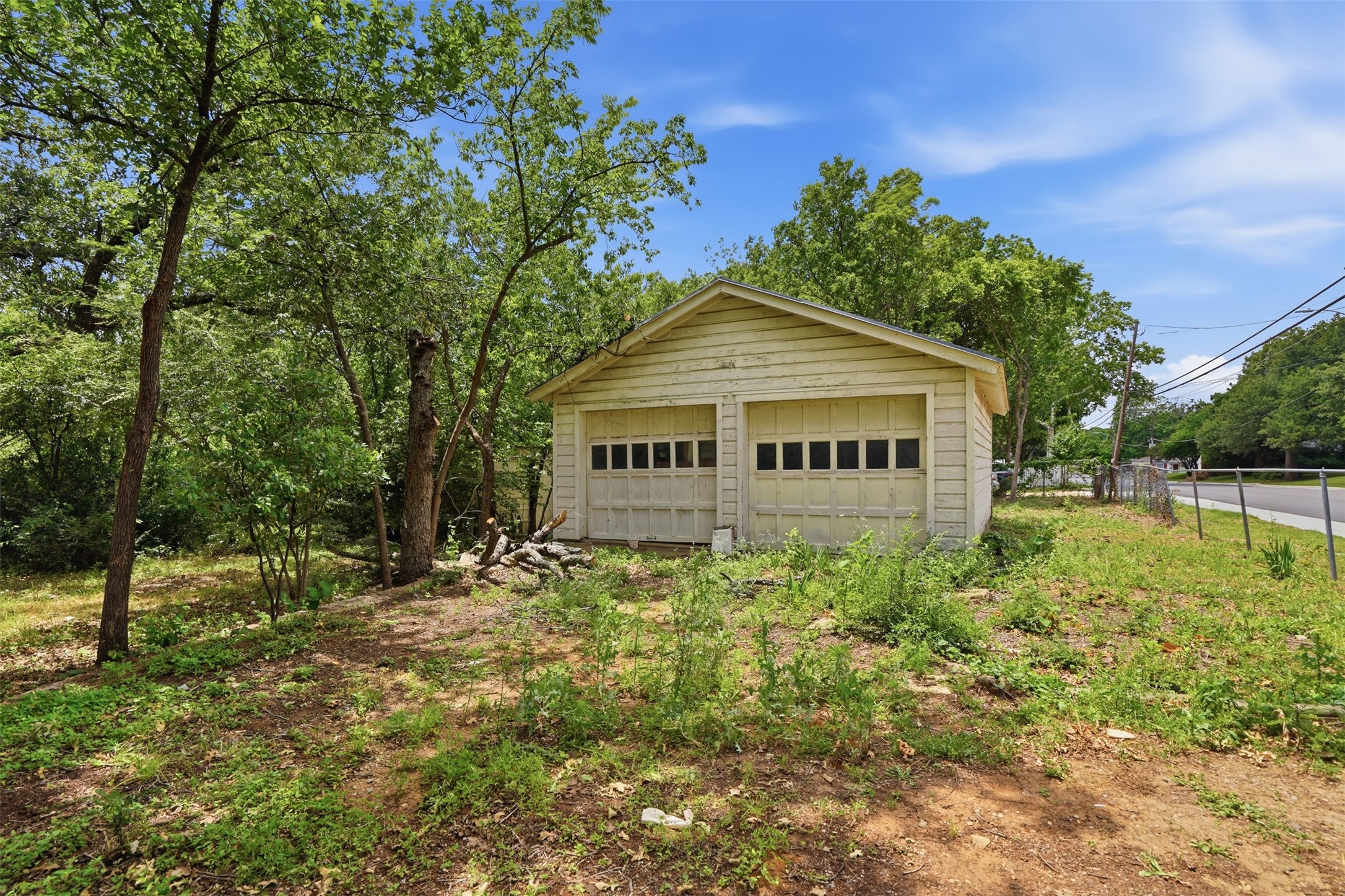 2900 Hunter Street Fort Worth TX 76112