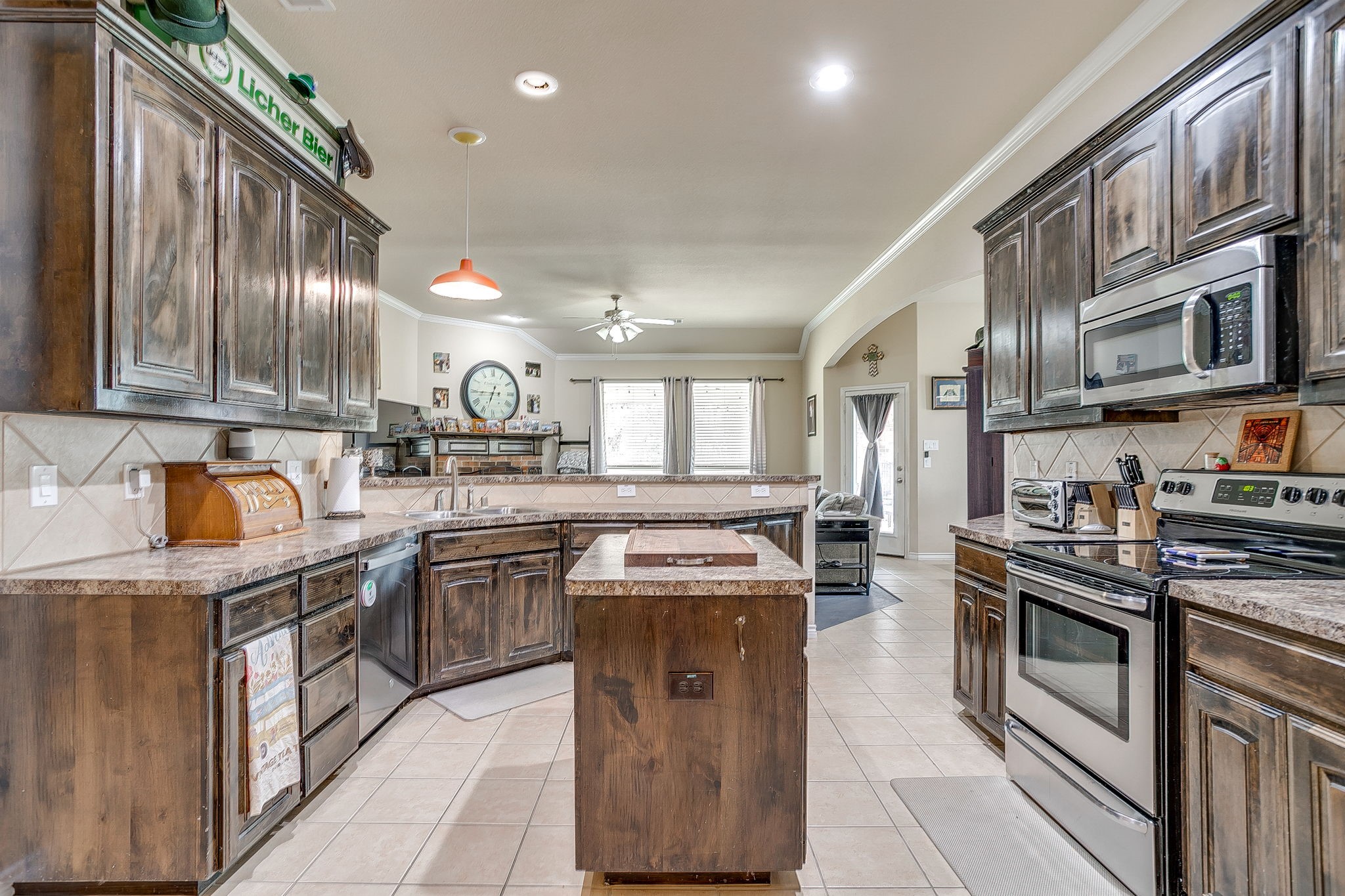 132 Creekwood Ranch Road Azle TX 76020