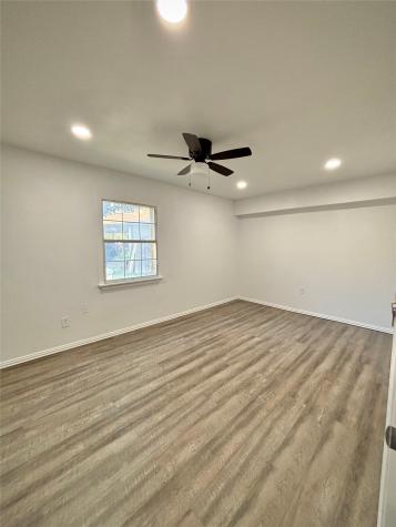 3557 Reeves North Richland Hills TX 76117