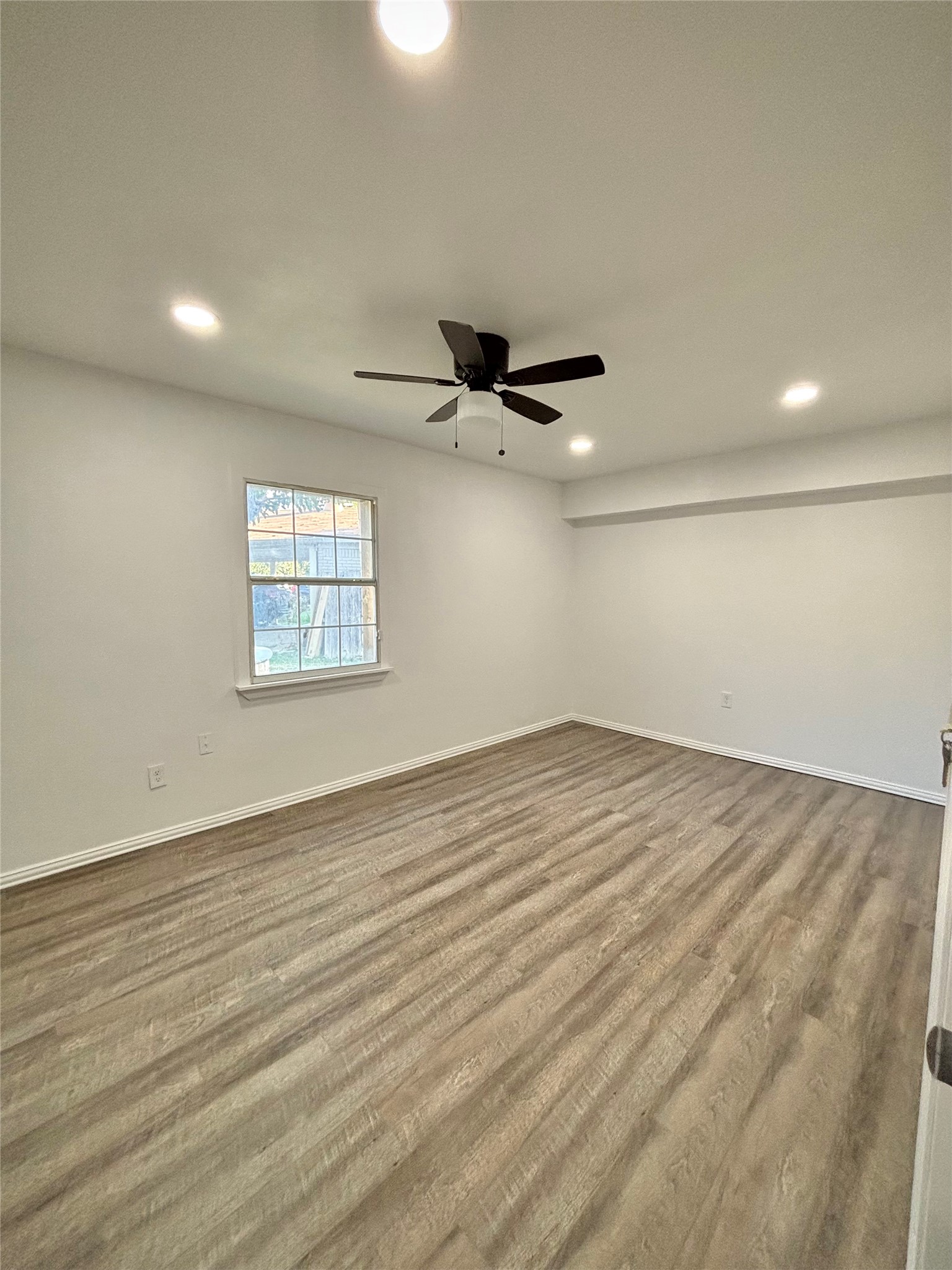 3557 Reeves North Richland Hills TX 76117