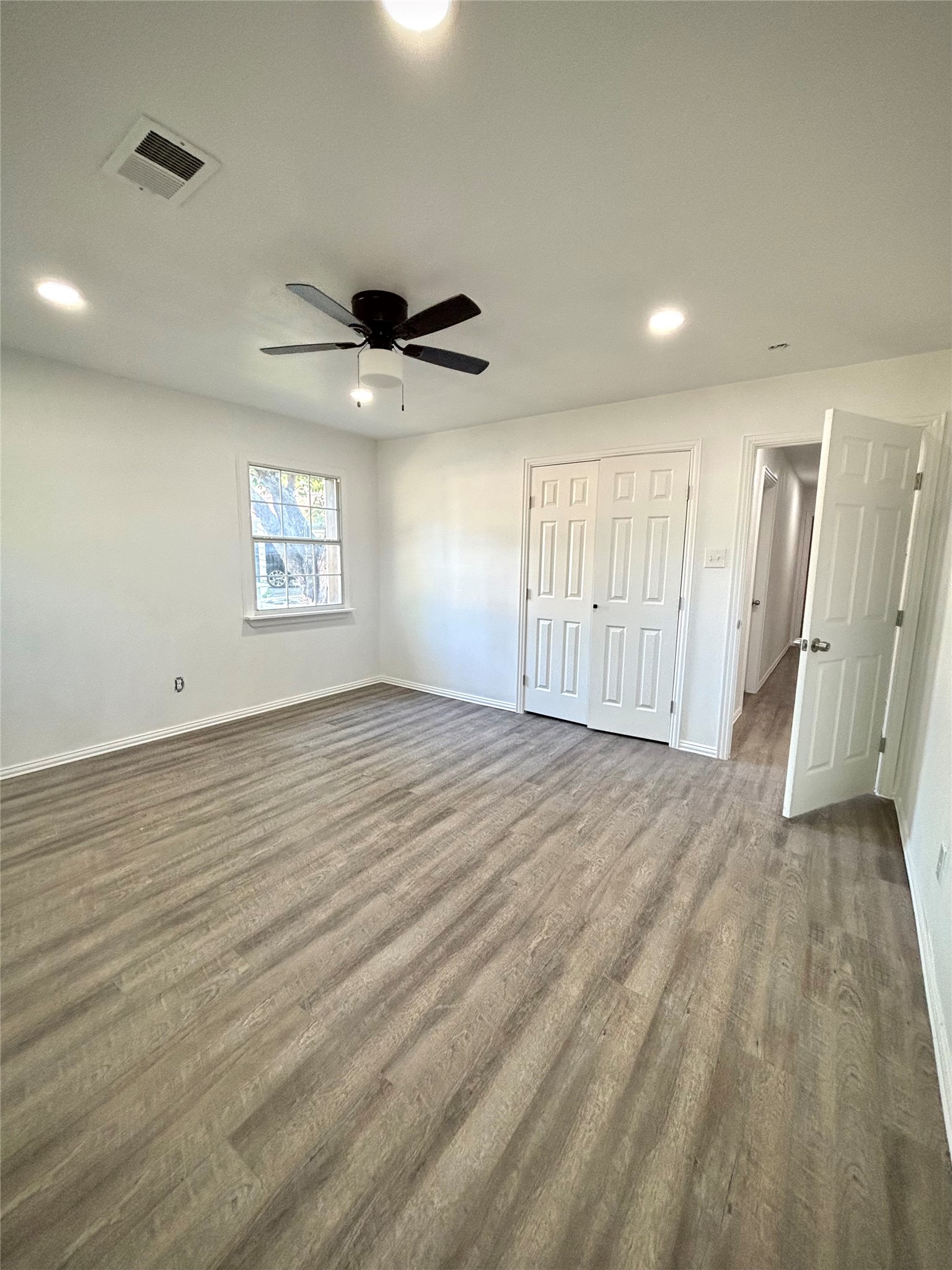 3557 Reeves North Richland Hills TX 76117