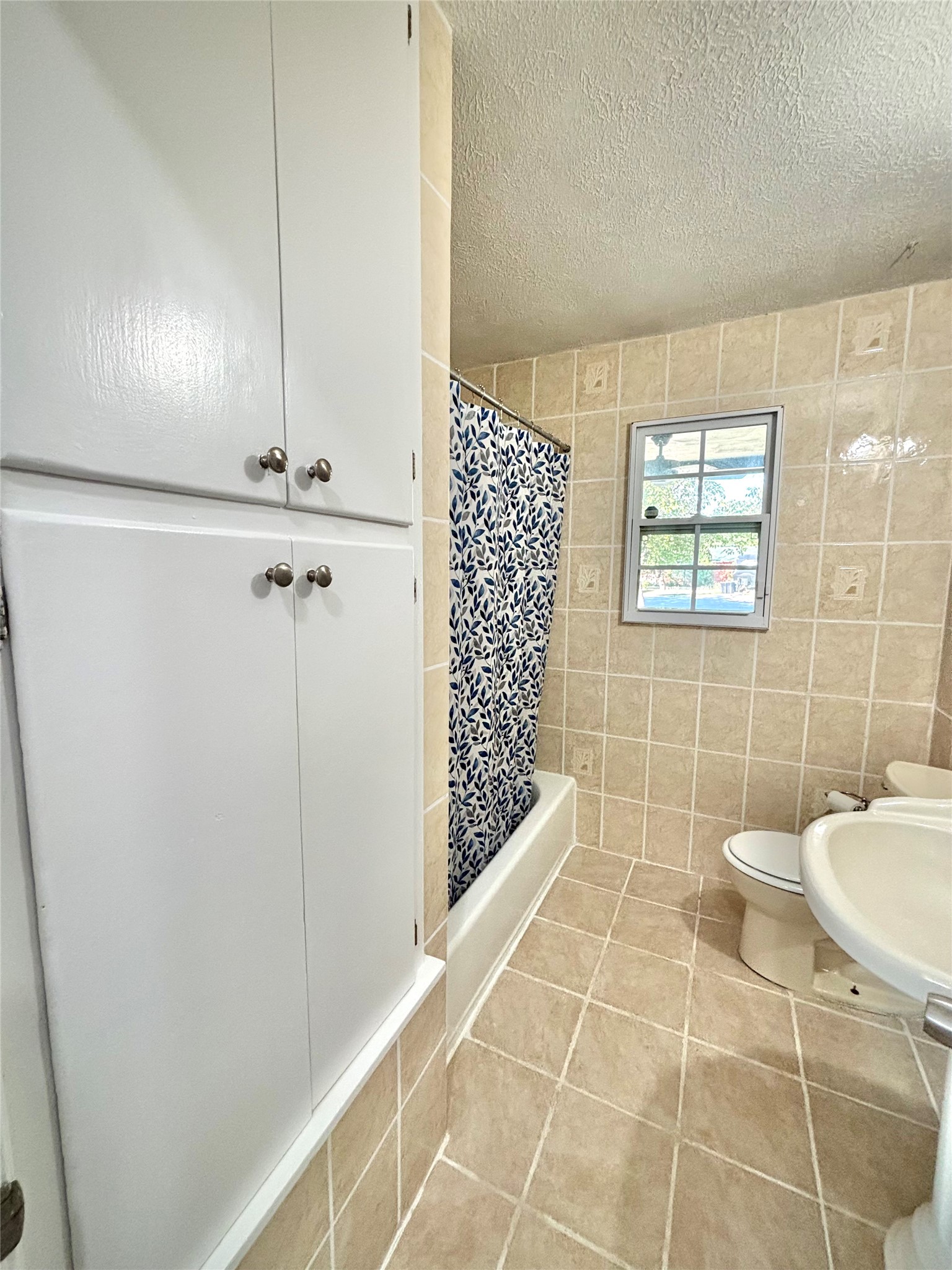 3557 Reeves North Richland Hills TX 76117