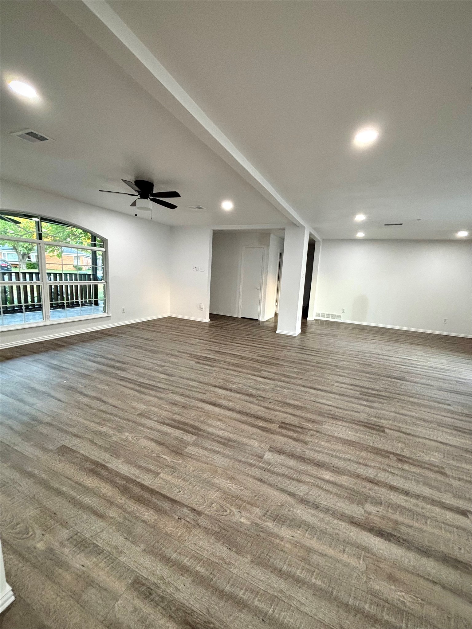 3557 Reeves North Richland Hills TX 76117