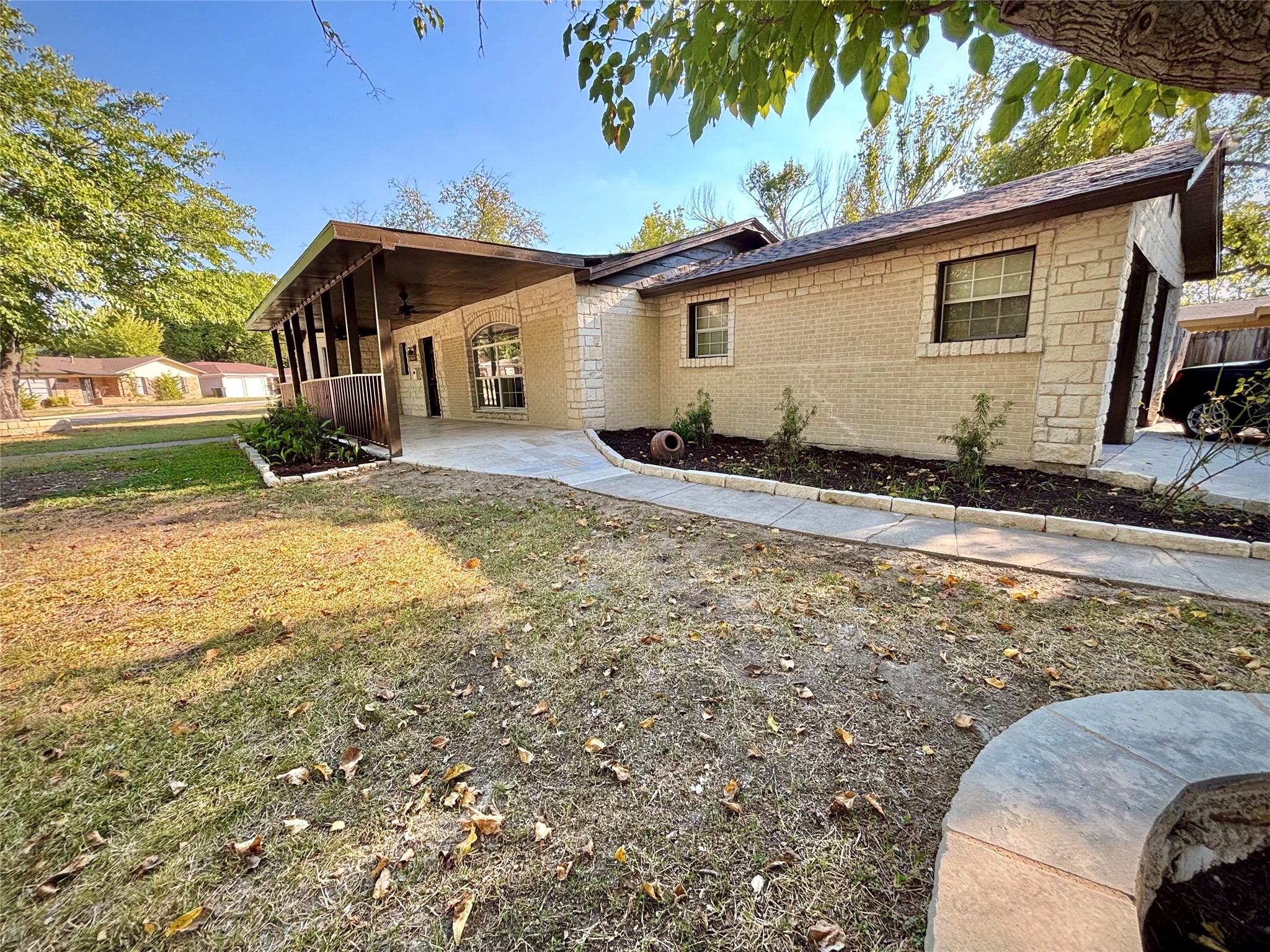 3557 Reeves North Richland Hills TX 76117