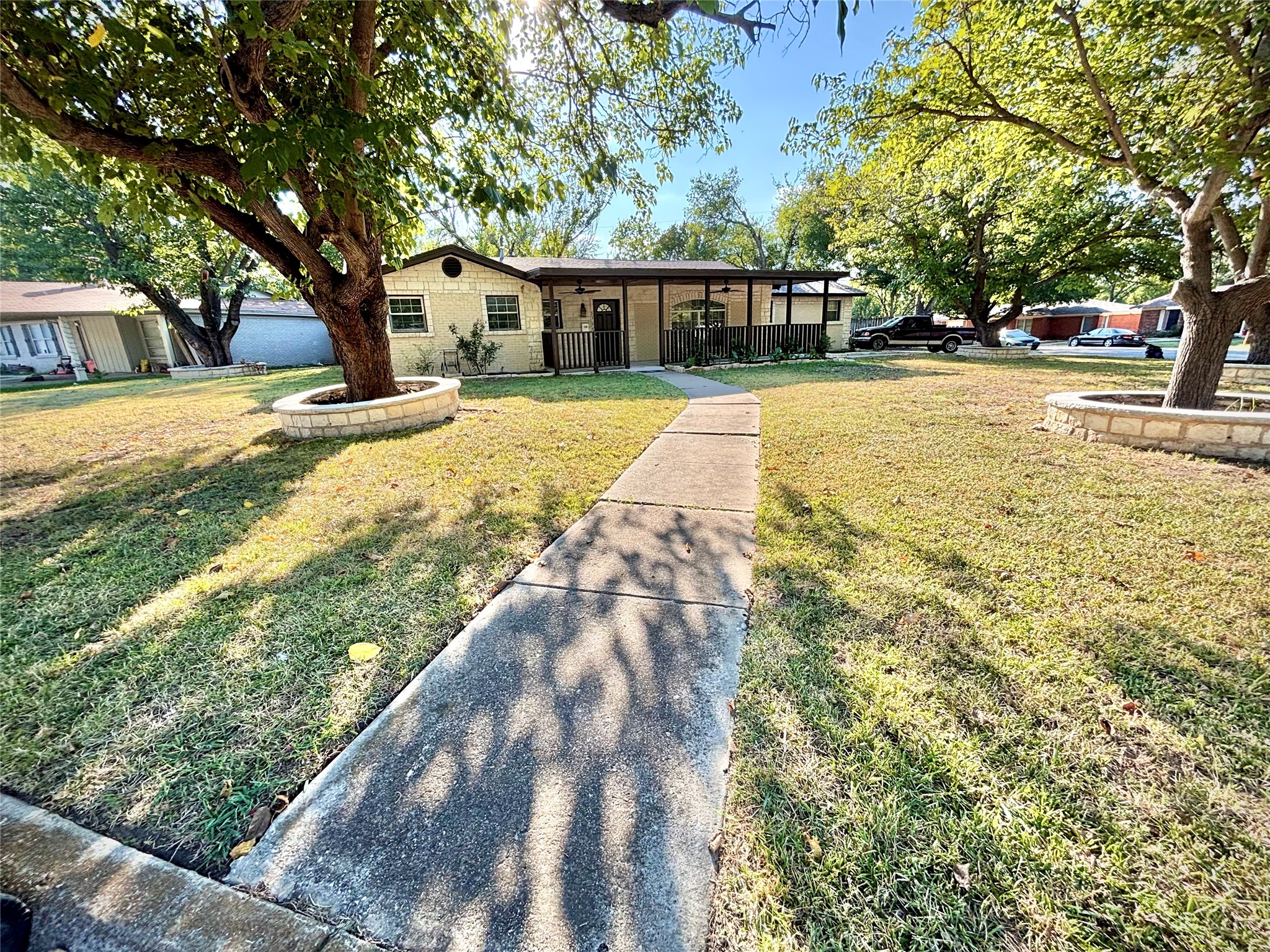 3557 Reeves North Richland Hills TX 76117