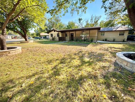 3557 Reeves North Richland Hills TX 76117