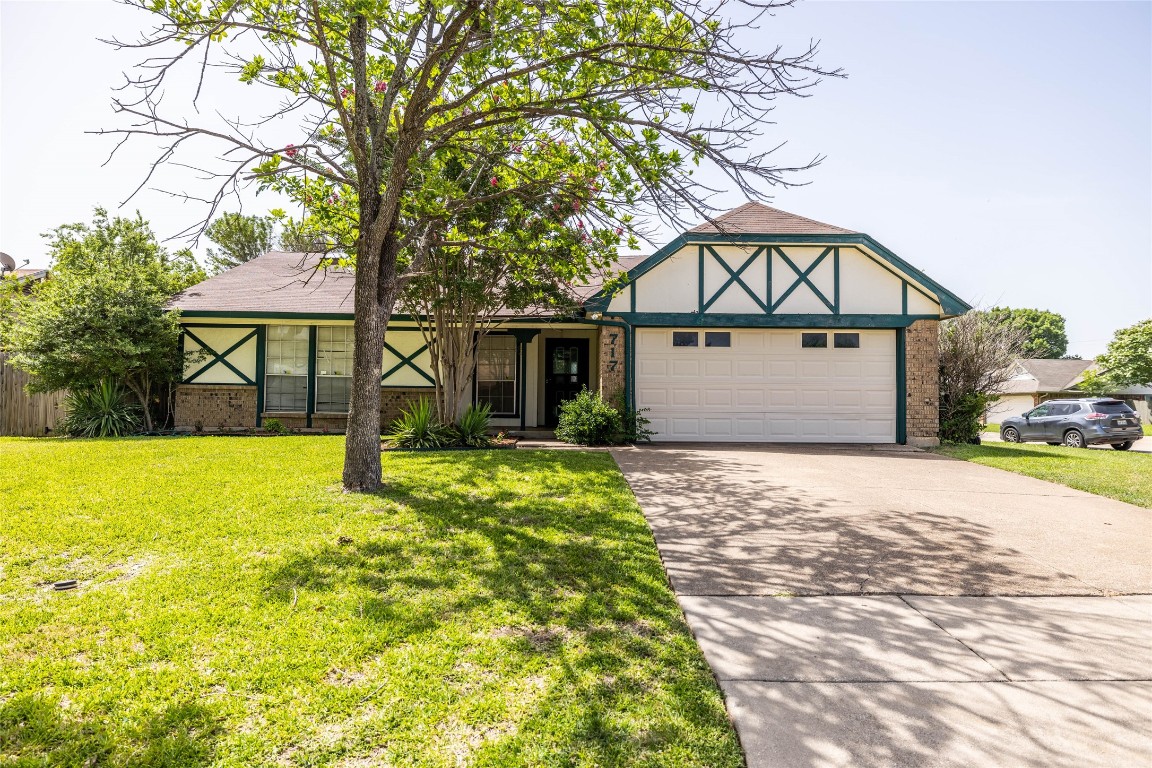 717 Kensington Lane Mansfield TX 76063