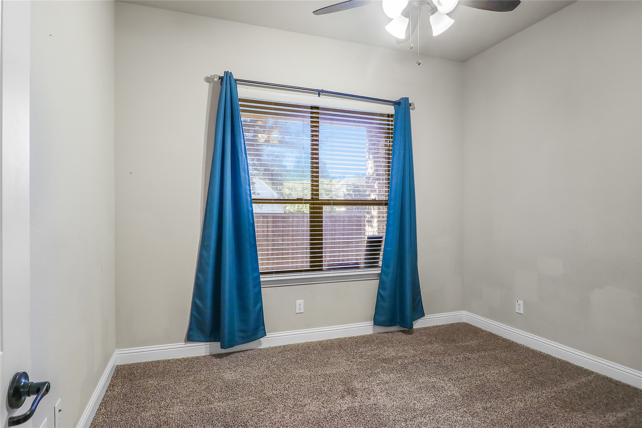 3813 S Brookridge Court Bedford TX 76021