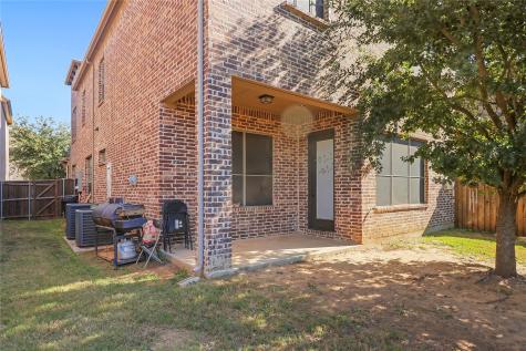 3813 S Brookridge Court Bedford TX 76021